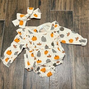 Pumpkin Print Baby Romper With Headband - NIB - 0/3 Month